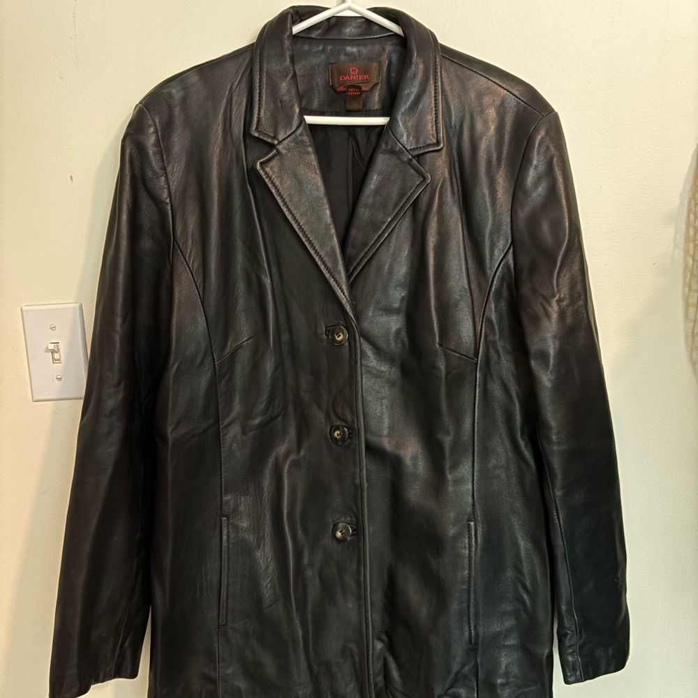 Danier Black Leather Jacket Classic Design